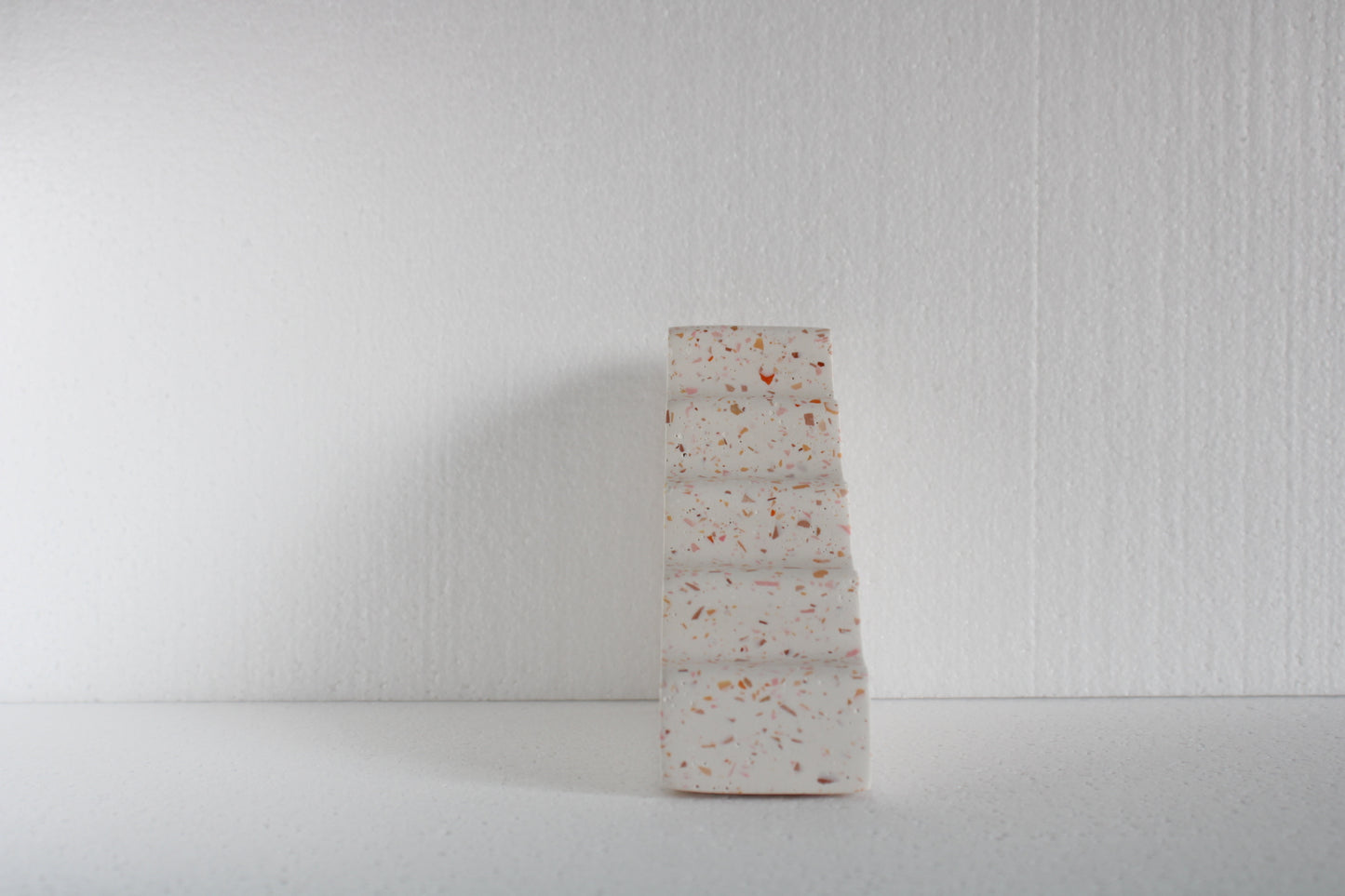 Vase Staircase Terrazzo orange/white/pink