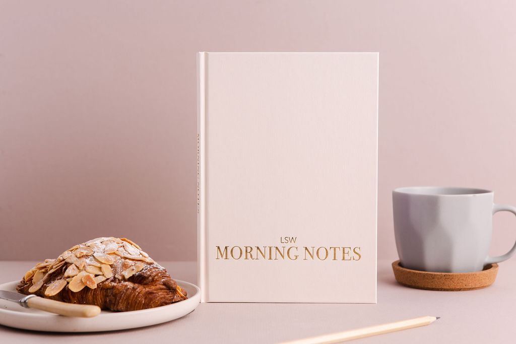 Agenda du journal 'Morning Notes' non daté avec invites 